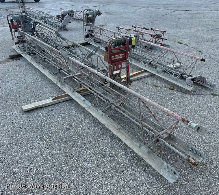 image for item DO7147 Razorback  12 HED truss screed 