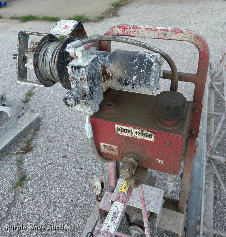 image for item DO7147 Razorback  12 HED truss screed 