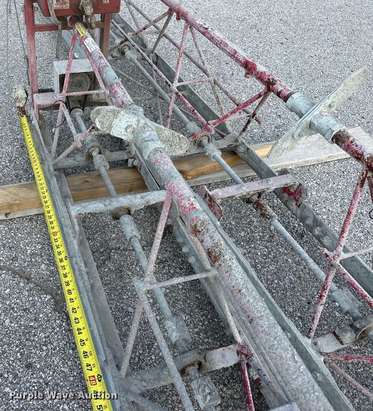 image for item DO7147 Razorback  12 HED truss screed 