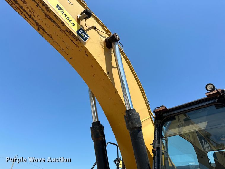 image for item DO7149 2012 Caterpillar  329E L excavator