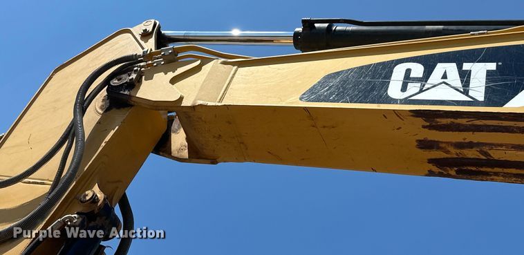 image for item DO7149 2012 Caterpillar  329E L excavator