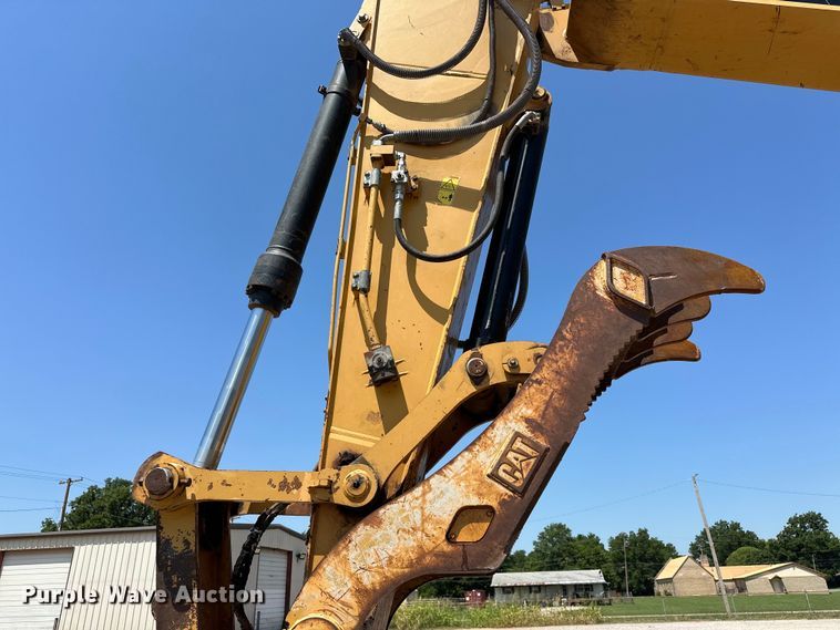 image for item DO7149 2012 Caterpillar  329E L excavator