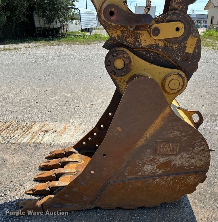 image for item DO7149 2012 Caterpillar  329E L excavator