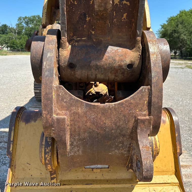 image for item DO7149 2012 Caterpillar  329E L excavator