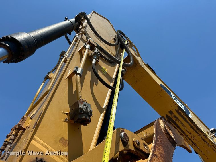 image for item DO7149 2012 Caterpillar  329E L excavator