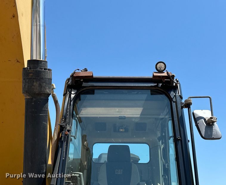 image for item DO7149 2012 Caterpillar  329E L excavator