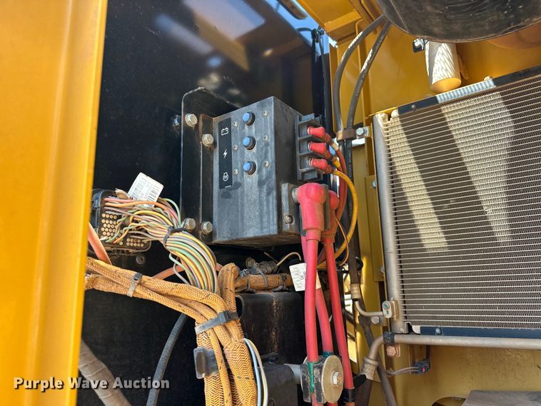 image for item DO7149 2012 Caterpillar  329E L excavator