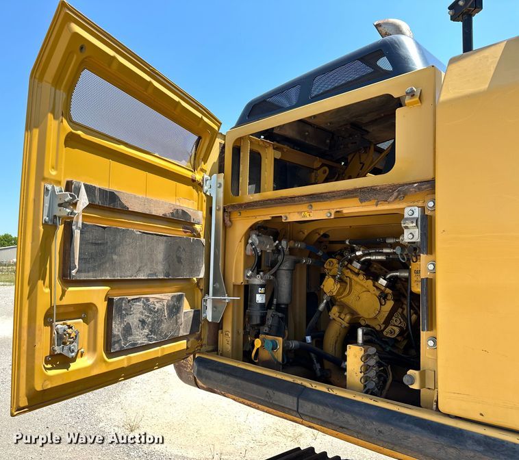 image for item DO7149 2012 Caterpillar  329E L excavator