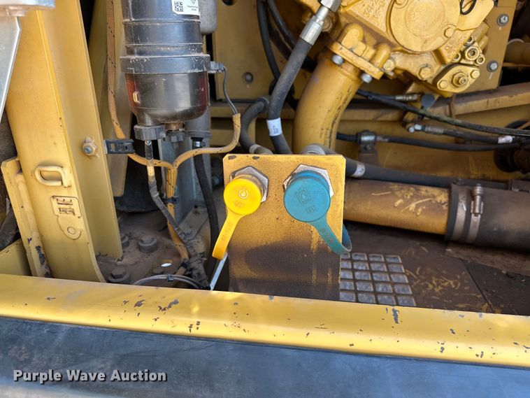 image for item DO7149 2012 Caterpillar  329E L excavator