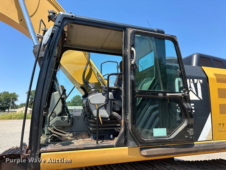 image for item DO7149 2012 Caterpillar  329E L excavator