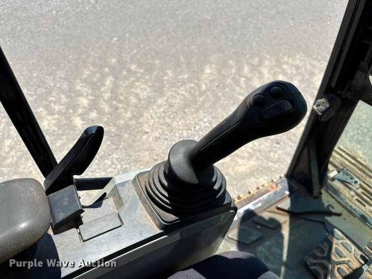 image for item DO7149 2012 Caterpillar  329E L excavator