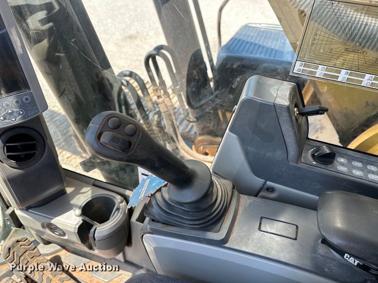 image for item DO7149 2012 Caterpillar  329E L excavator