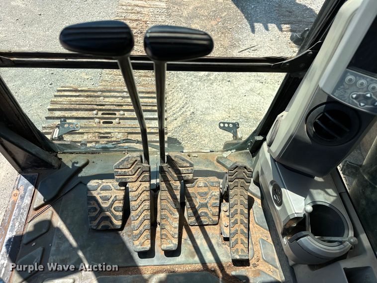 image for item DO7149 2012 Caterpillar  329E L excavator