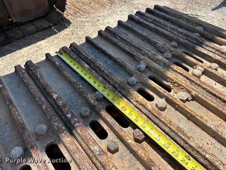 image for item DO7149 2012 Caterpillar  329E L excavator