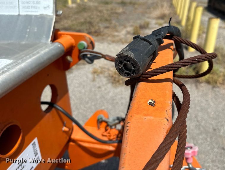 image for item DO7150 Evacuation slide trailer