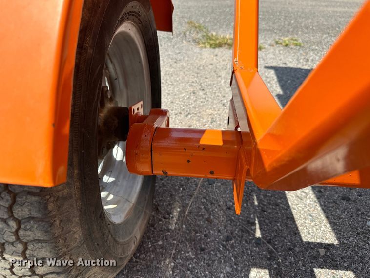 image for item DO7150 Evacuation slide trailer