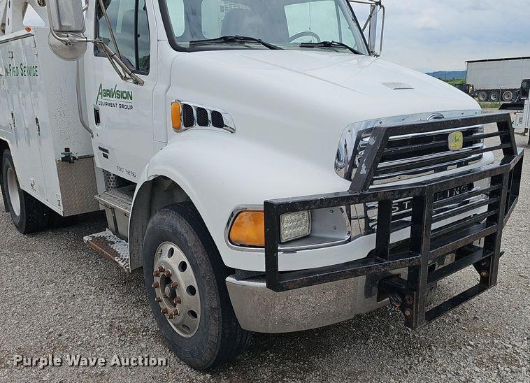 image for item DP0978 2006 Sterling Acterra utility / service truck