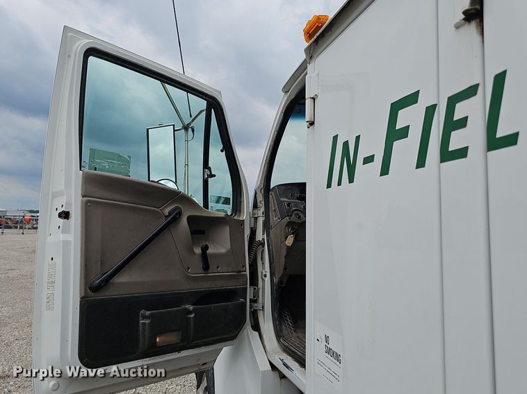 image for item DP0978 2006 Sterling Acterra utility / service truck