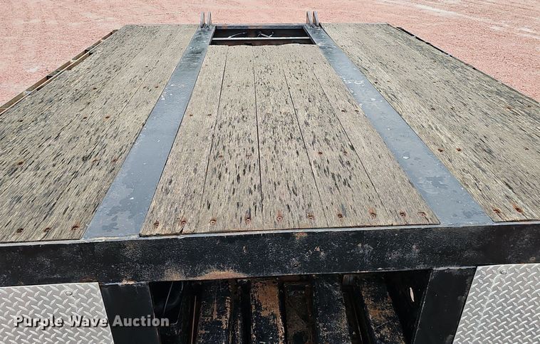 image for item DP1008 2008 XL Specialized lowboy equipment trailer