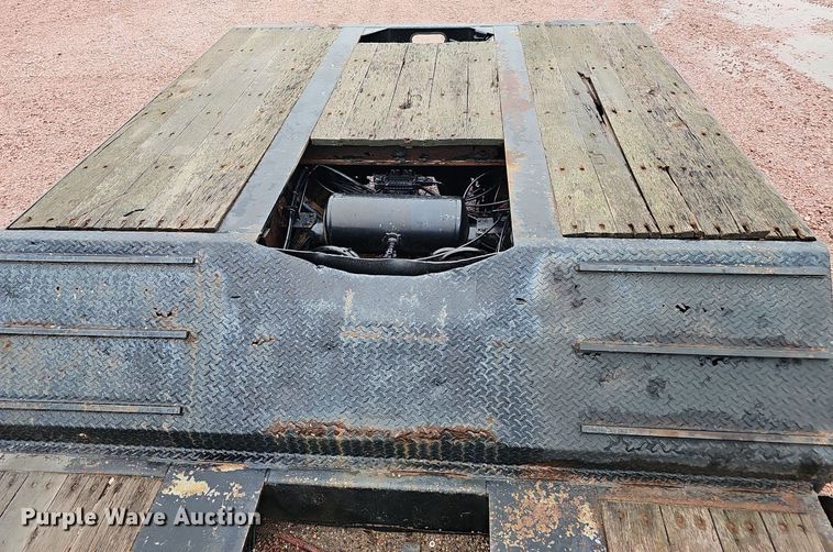 image for item DP1008 2008 XL Specialized lowboy equipment trailer