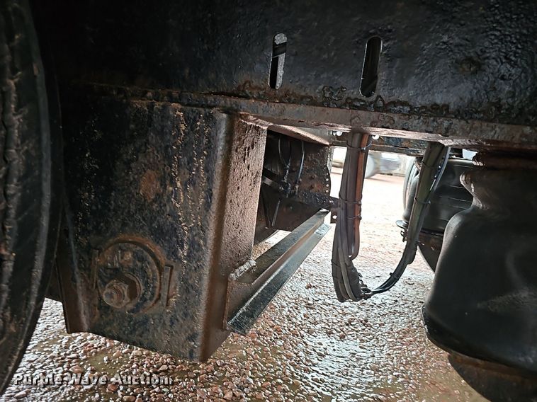 image for item DP1008 2008 XL Specialized lowboy equipment trailer