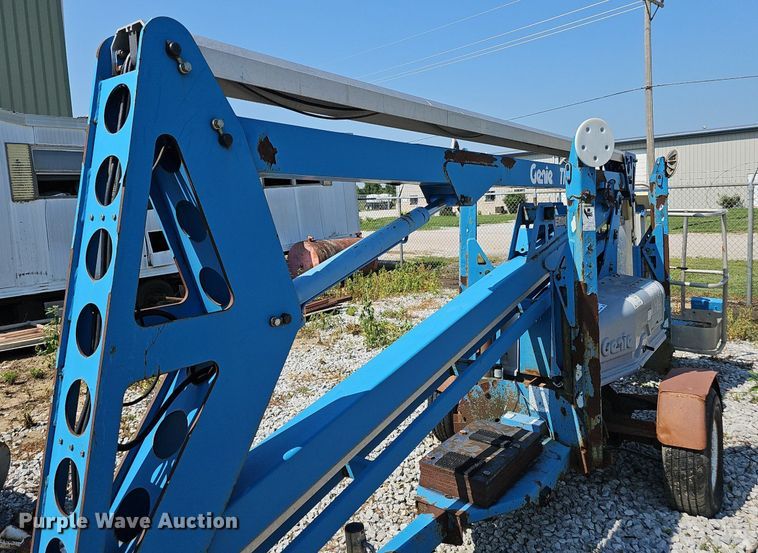 image for item DP1010 Genie TMZ-34/19 boom lift