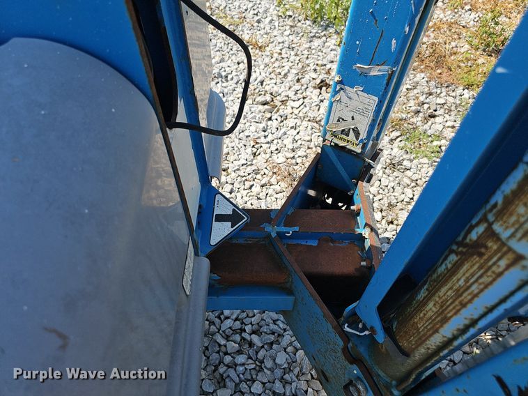 image for item DP1010 Genie TMZ-34/19 boom lift