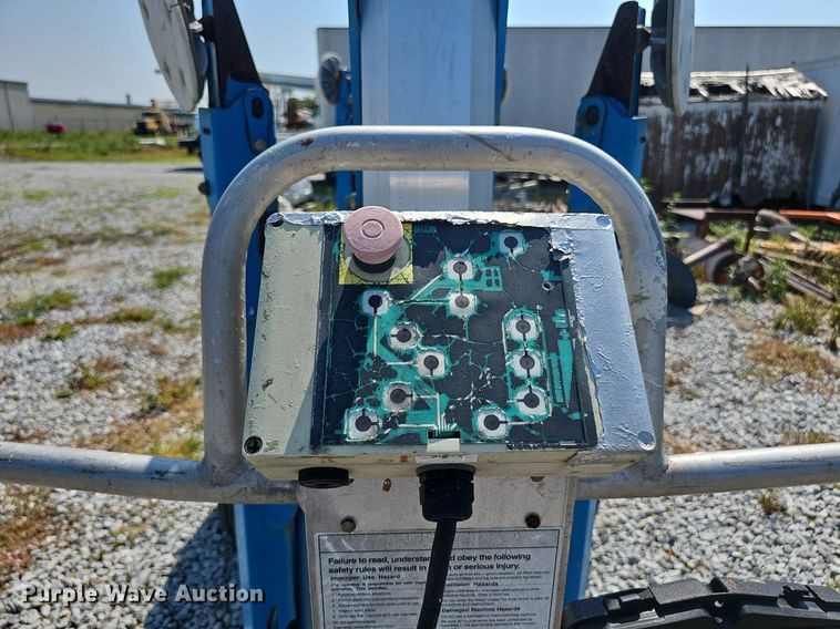 image for item DP1010 Genie TMZ-34/19 boom lift