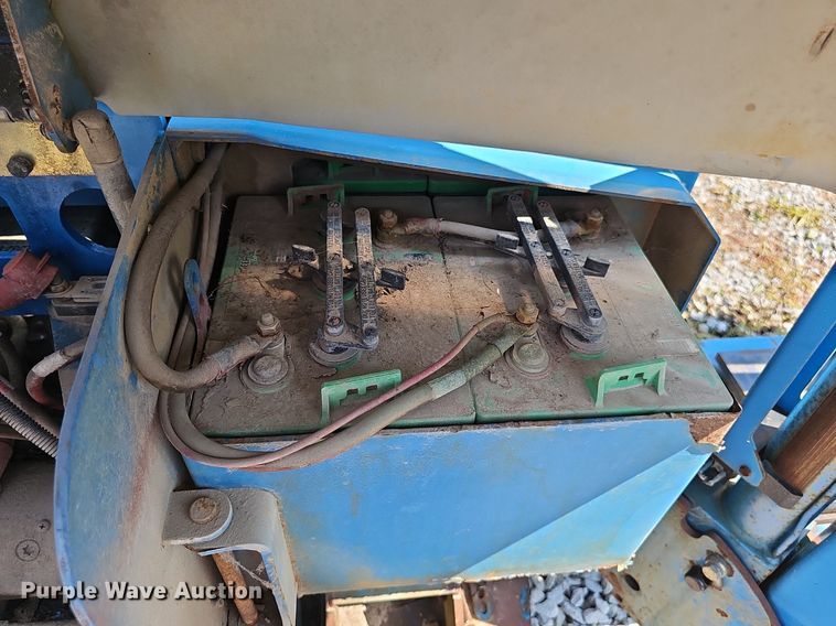 image for item DP1010 Genie TMZ-34/19 boom lift