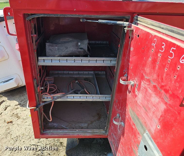 image for item DP1011 Reading U132ADW-T RED bucket truck bed