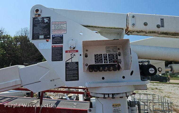 image for item DP1011 Reading U132ADW-T RED bucket truck bed