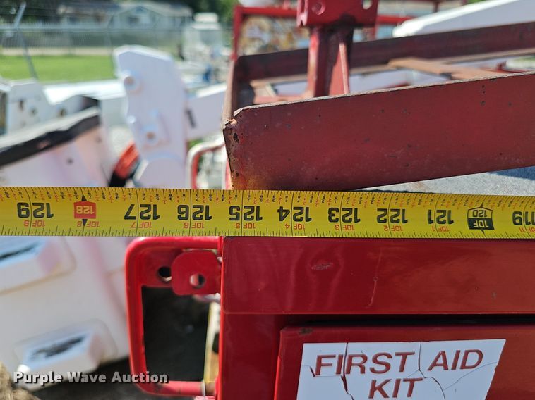 image for item DP1011 Reading U132ADW-T RED bucket truck bed