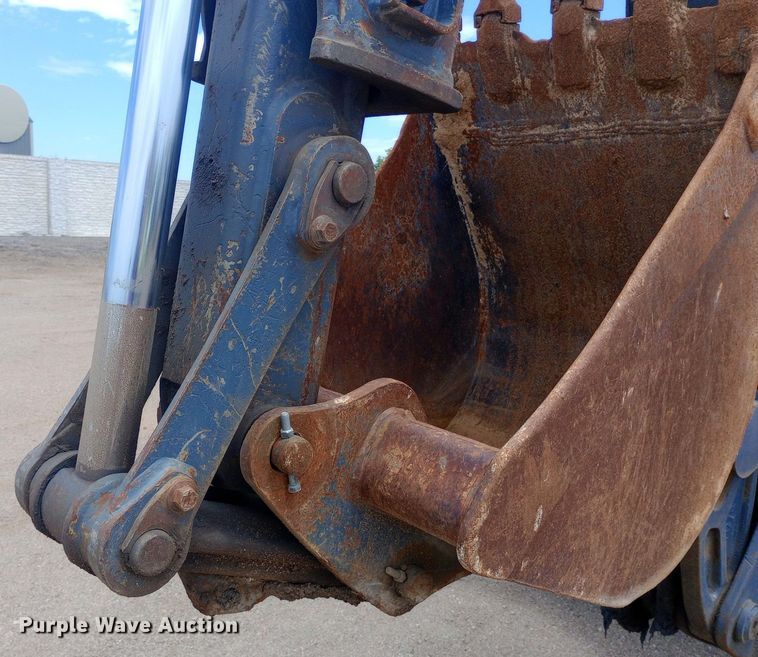 image for item DP1178 2006 Volvo BL70 backhoe