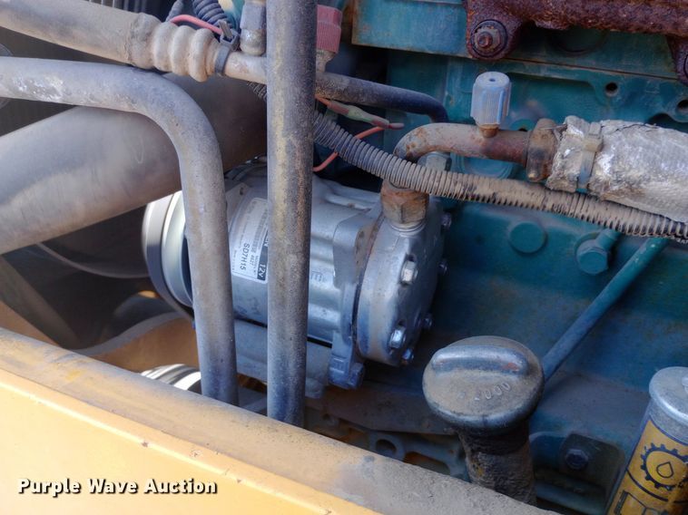 image for item DP1178 2006 Volvo BL70 backhoe