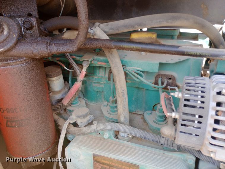 image for item DP1178 2006 Volvo BL70 backhoe