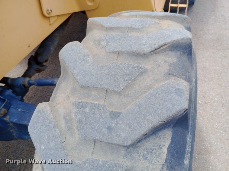 image for item DP1178 2006 Volvo BL70 backhoe