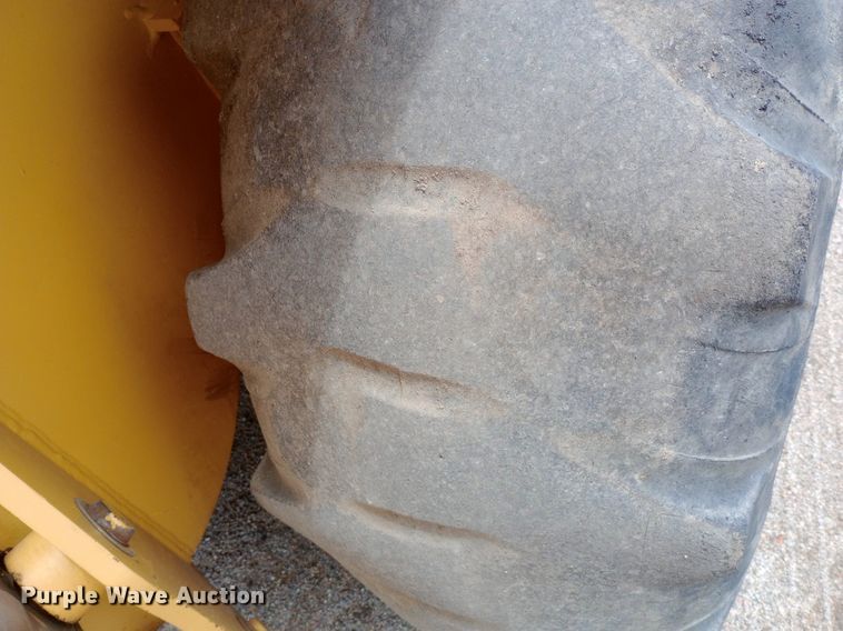 image for item DP1178 2006 Volvo BL70 backhoe