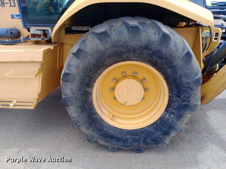 image for item DP1178 2006 Volvo BL70 backhoe