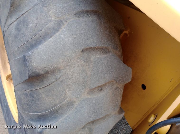 image for item DP1178 2006 Volvo BL70 backhoe