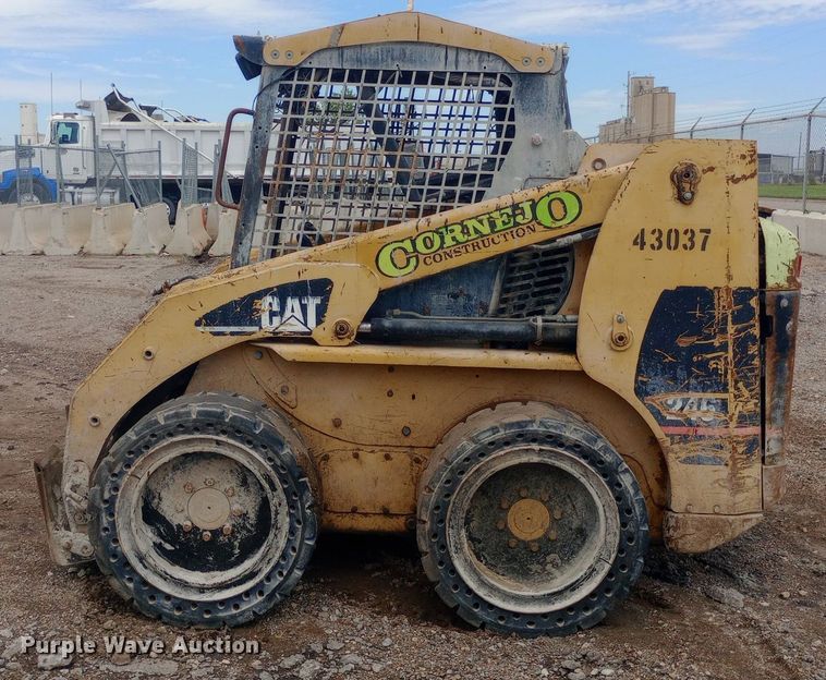 image for item DP1180 2003 Caterpillar  246 skid steer loader