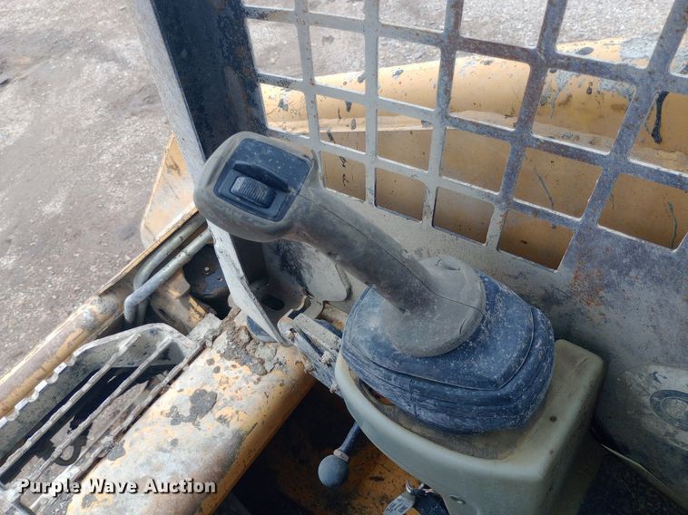 image for item DP1180 2003 Caterpillar  246 skid steer loader