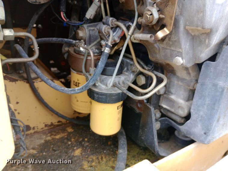 image for item DP1180 2003 Caterpillar  246 skid steer loader