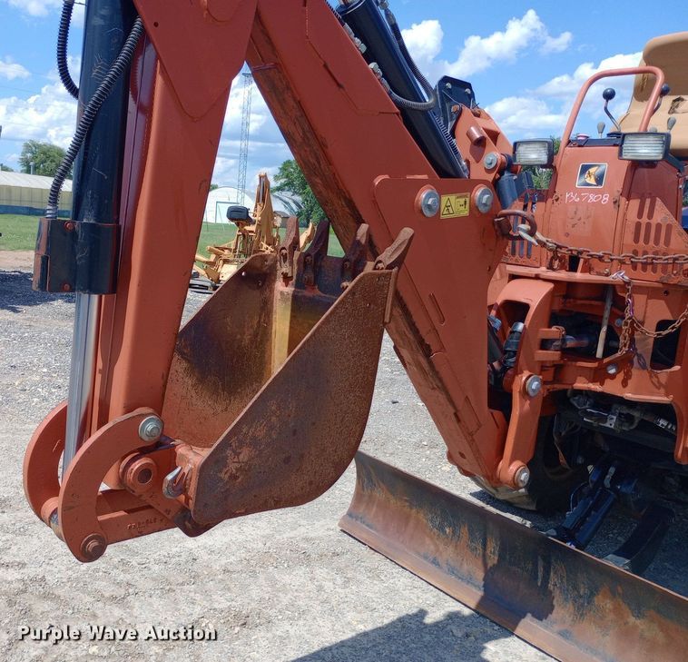image for item DP1212 2015 Ditch Witch RT100 trencher