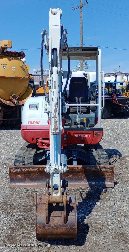 image for item DP1214 2017 Takeuchi TB240 mini excavator