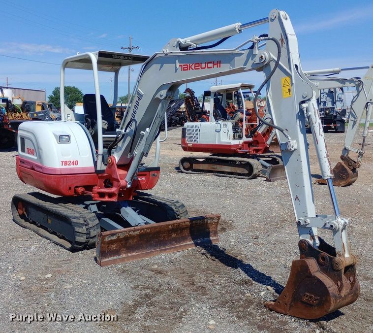 image for item DP1214 2017 Takeuchi TB240 mini excavator