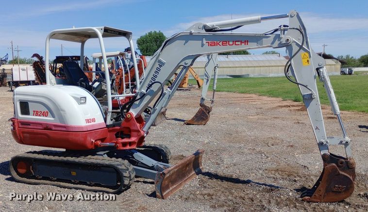 image for item DP1214 2017 Takeuchi TB240 mini excavator
