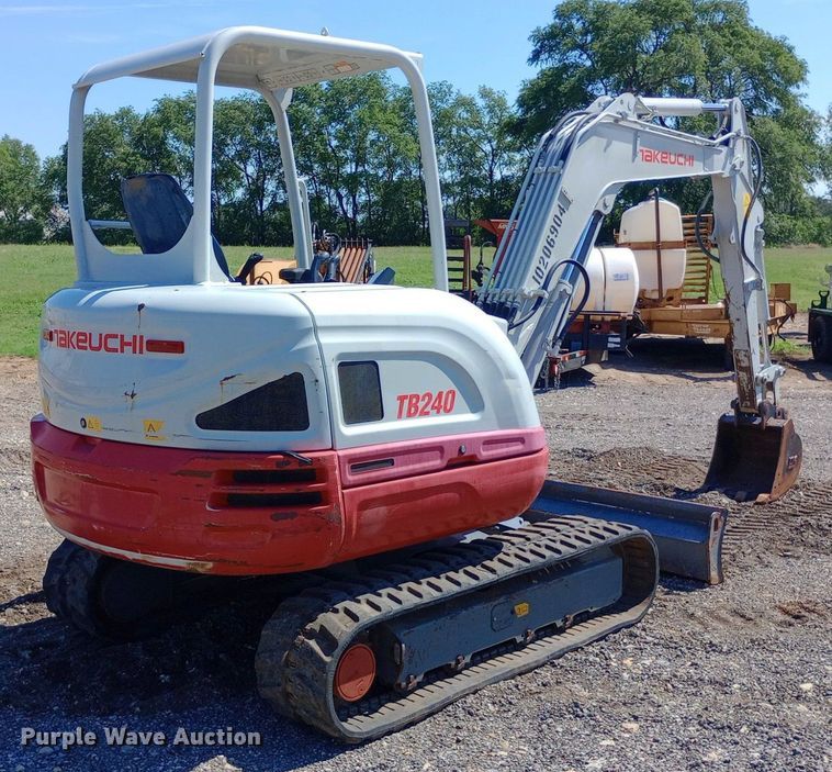 image for item DP1214 2017 Takeuchi TB240 mini excavator