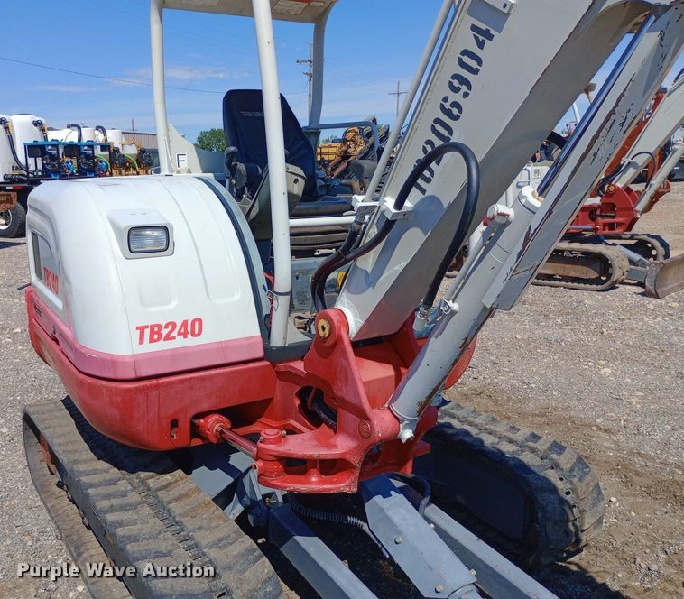image for item DP1214 2017 Takeuchi TB240 mini excavator