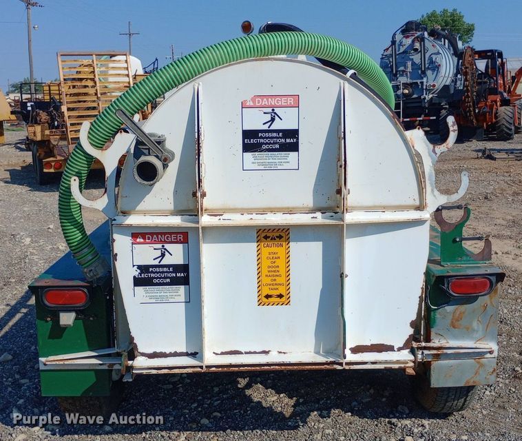 image for item DP1218 2001 Ring-O-Matic Pit 750 Cleaner vacuum excavator