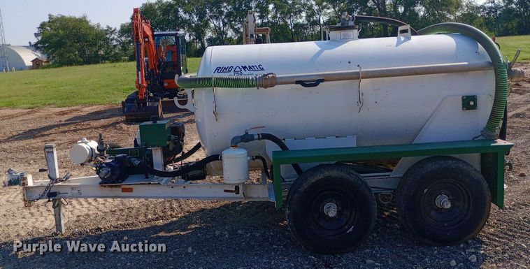 image for item DP1218 2001 Ring-O-Matic Pit 750 Cleaner vacuum excavator